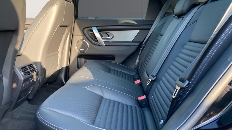 Land Rover Discovery Sport 1.5 P270e Dynamic SE 5dr Auto [5 Seat] Station Wagon